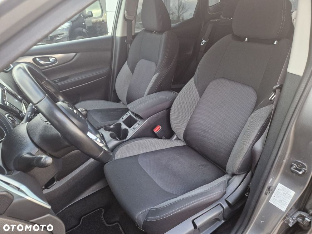 Nissan Qashqai - 11