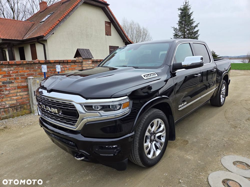 RAM 1500 Crew Cab Shortbed Limited - 8
