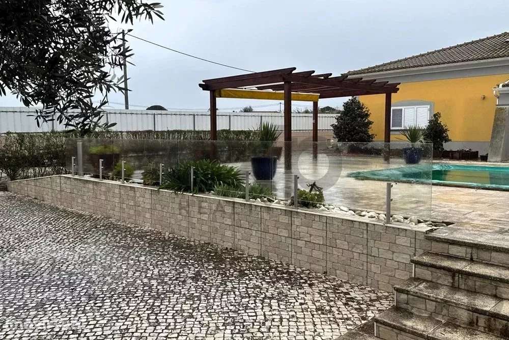 Viva em Harmonia com a Natureza — Moradia Térrea Isolada T4+2 com Pisc - Grande imagem: 3/36