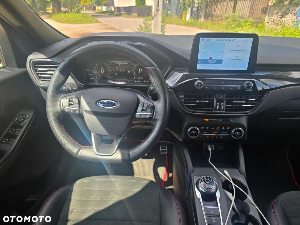 Ford Kuga 2.0 EcoBlue AWD ST-Line X - 23