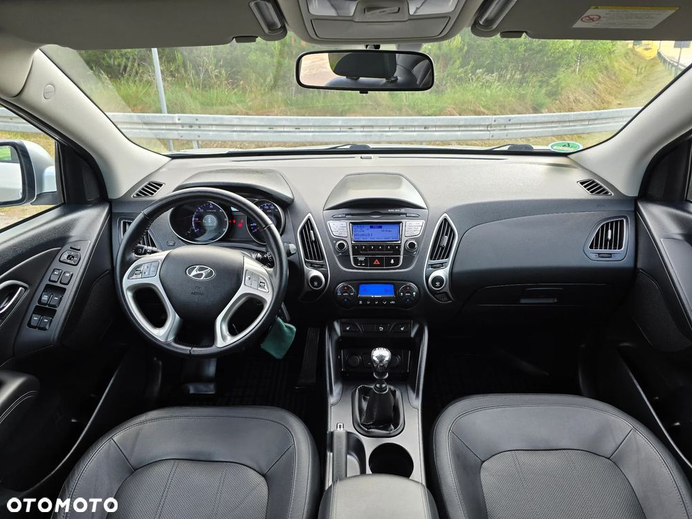 Hyundai ix35 2.0 CRDi 4WD Premium - 5
