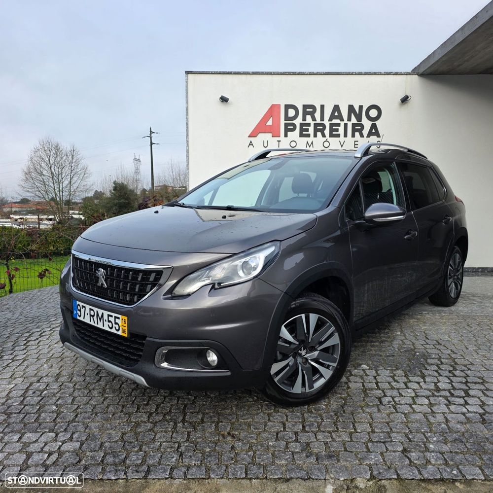 Peugeot 2008 1.2 PureTech Allure - 17
