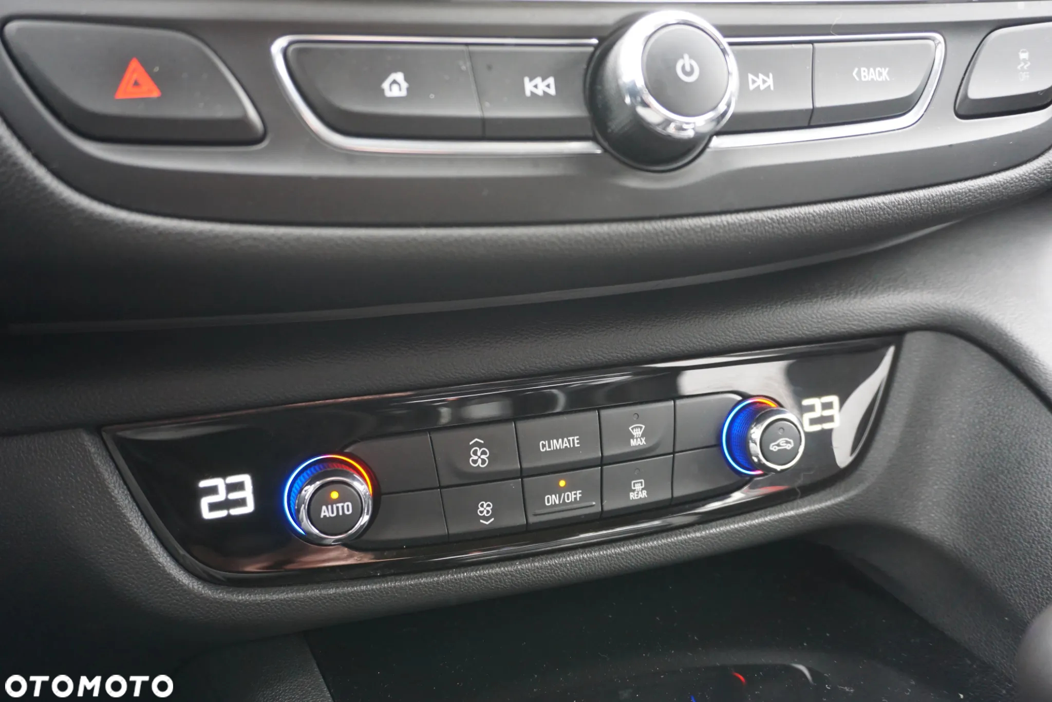 Opel Insignia 1.6 CDTI Innovation S&S Eco - 19