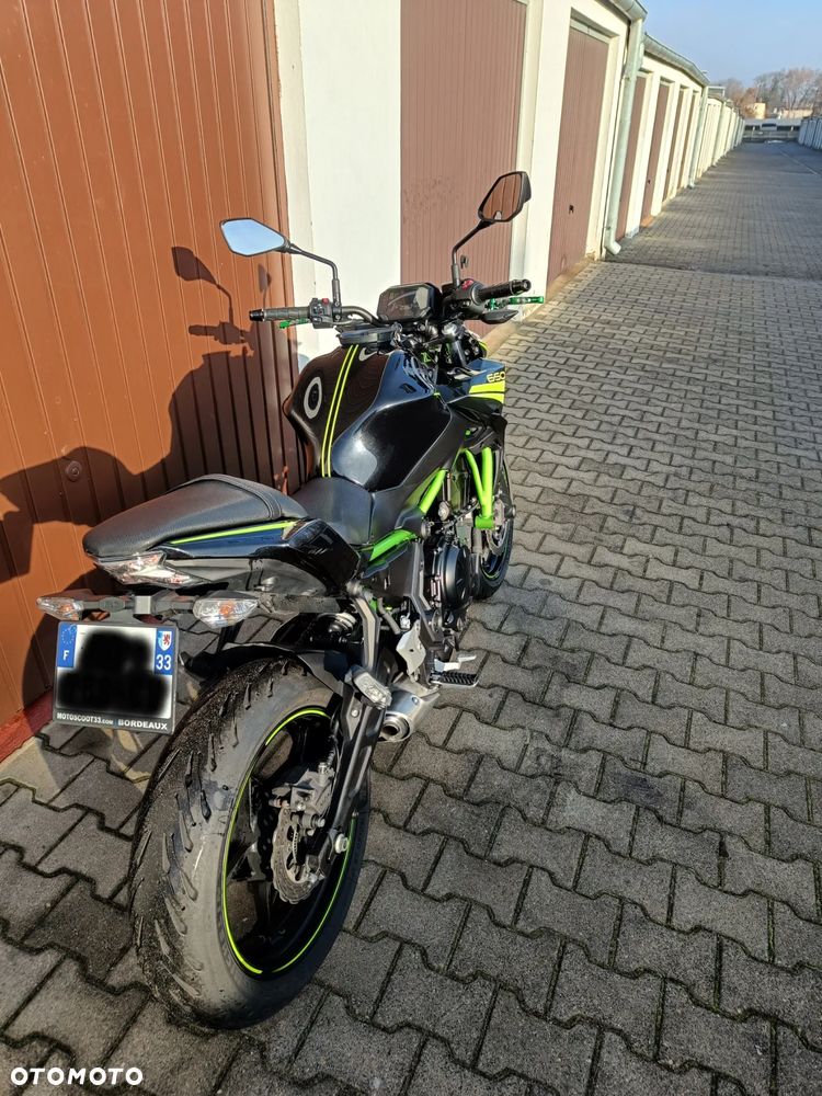 Kawasaki Z 650 - 18