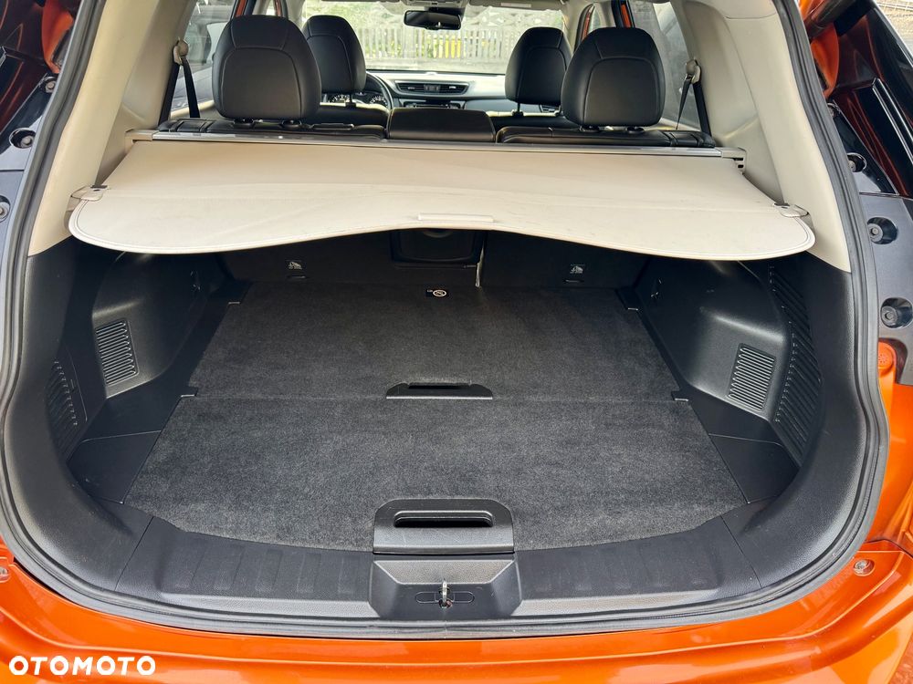 Nissan X-Trail 1.6 DCi Tekna 4WD - 39