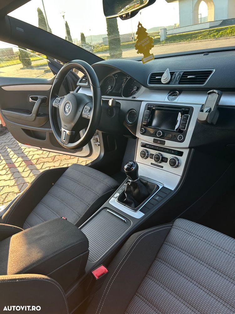 Volkswagen Passat CC 2.0 TDI BMT - 36