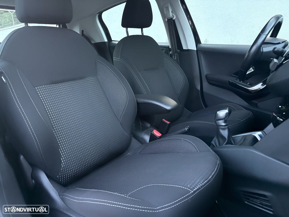 Peugeot 208 1.6 BlueHDi Allure - 7