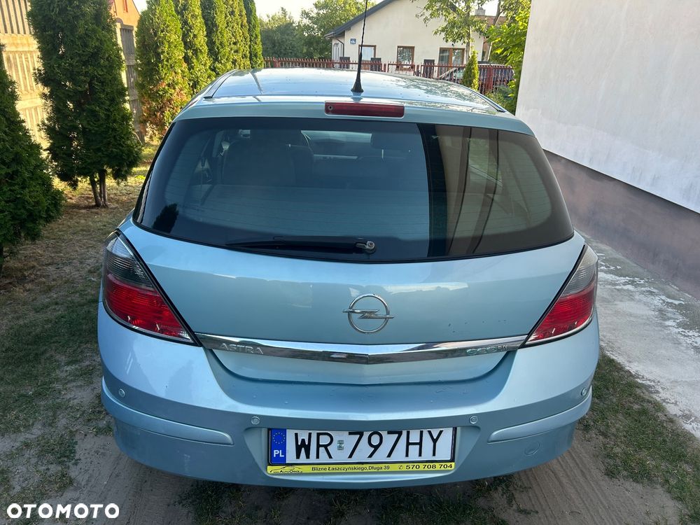 Opel Astra 1.4 - 4