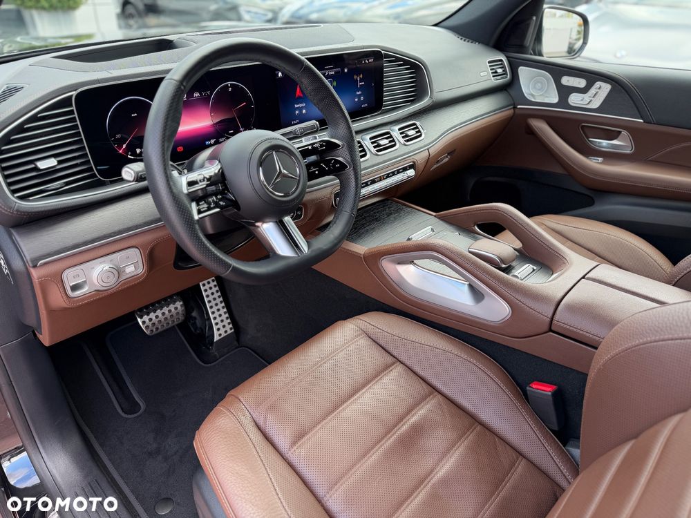 Mercedes-Benz GLS - 11