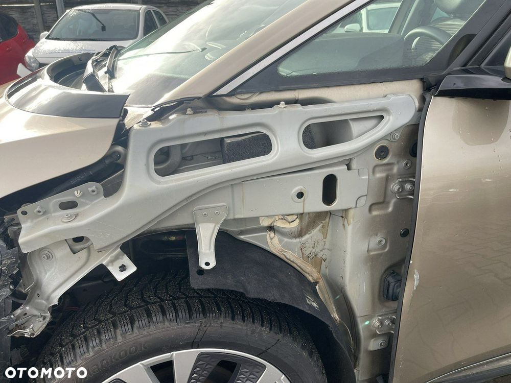 Renault Grand Scenic - 6