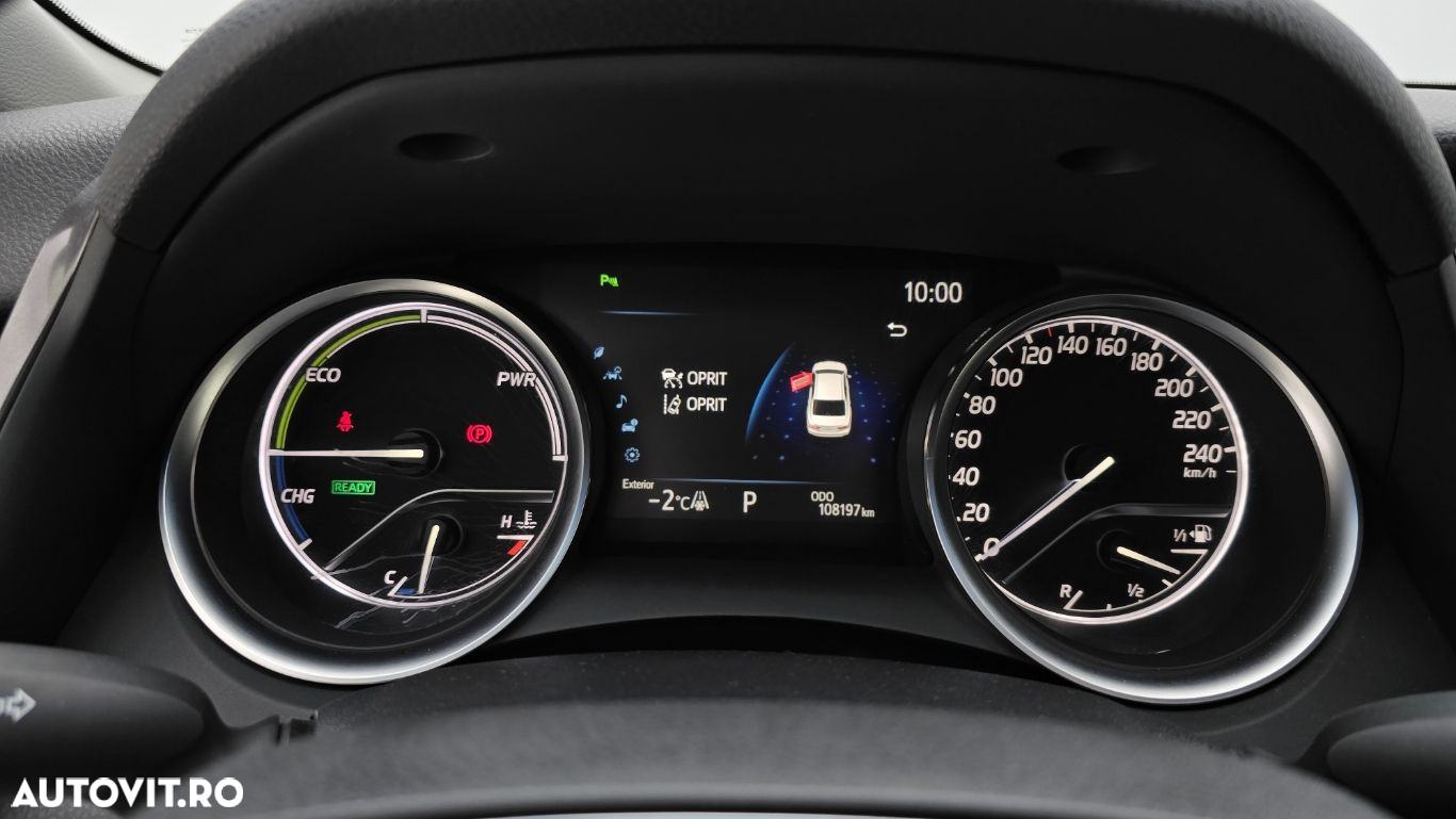 Toyota Camry - 16