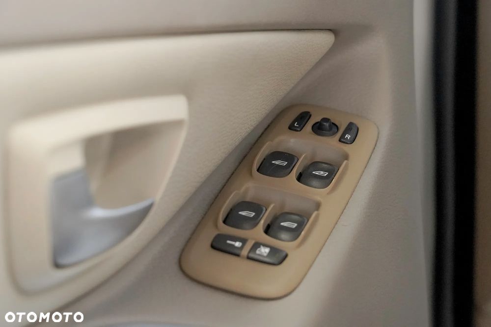 Volvo XC 90 3.2 Executive - 24