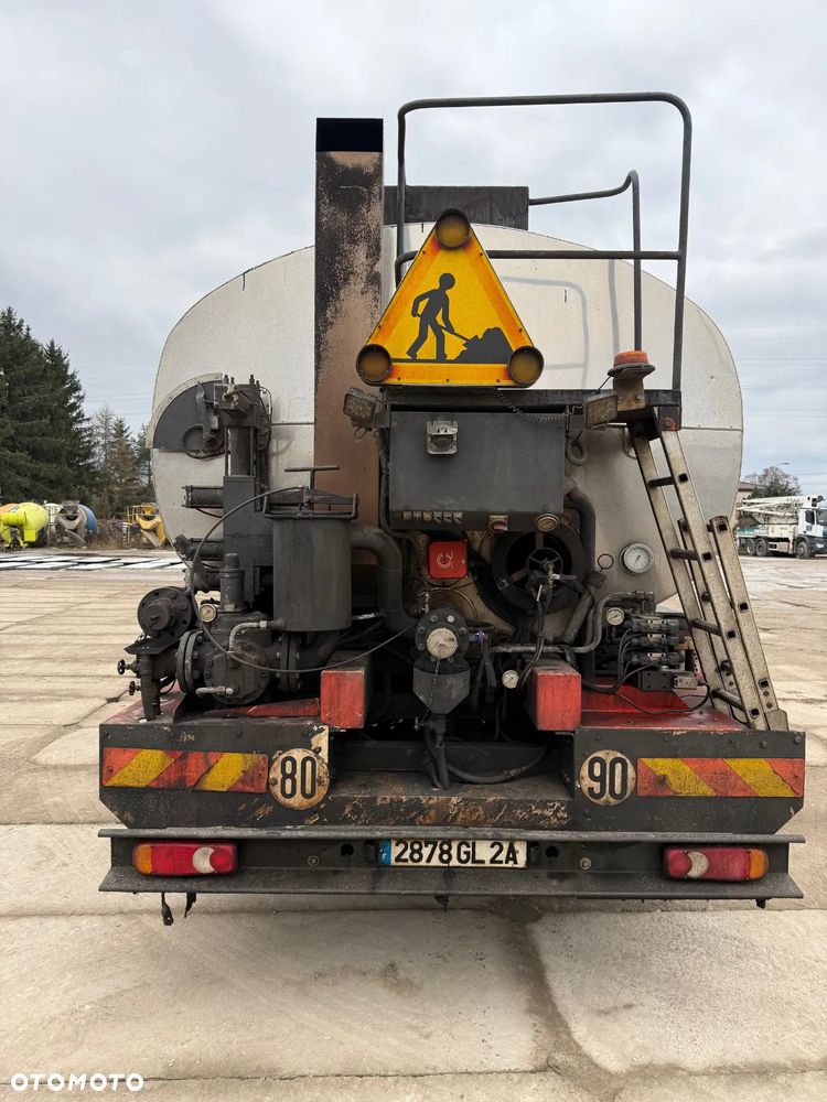 Renault Midlum Skrapiarka Drogowa Secmair 6000 l - 5