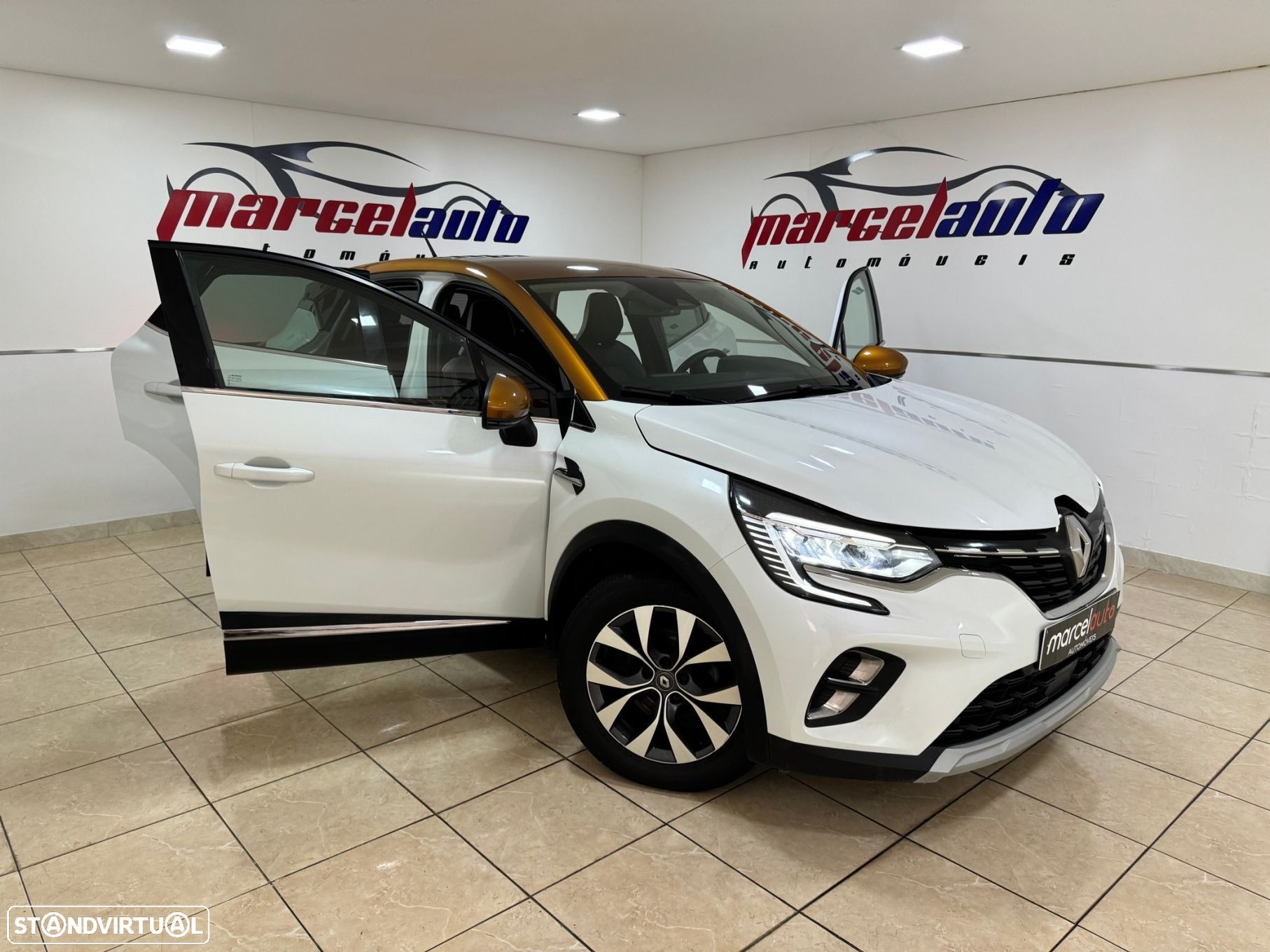 Renault Captur 1.0 TCe Exclusive - 4