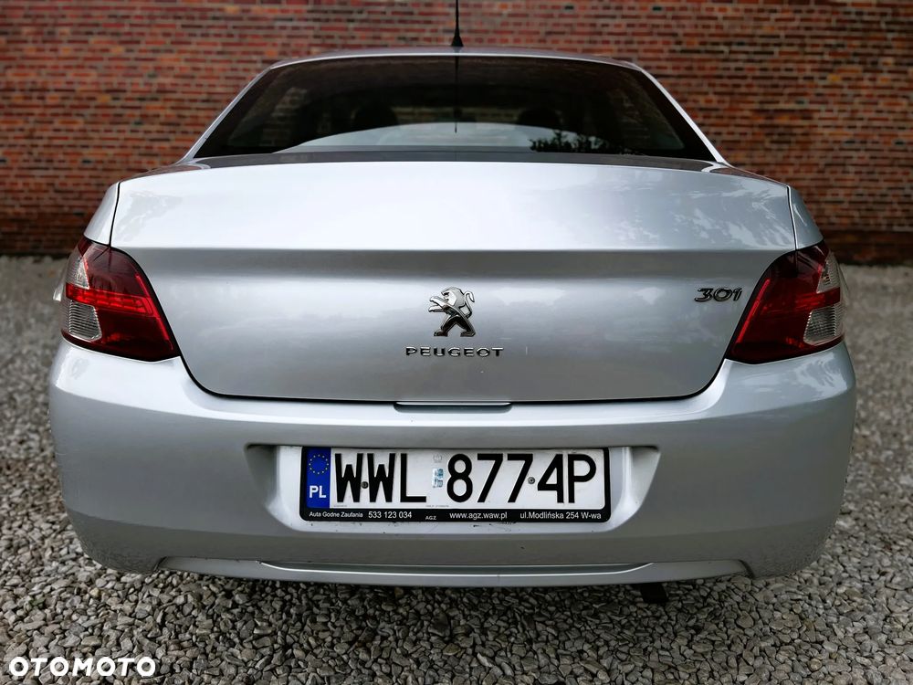 Peugeot 301 - 29