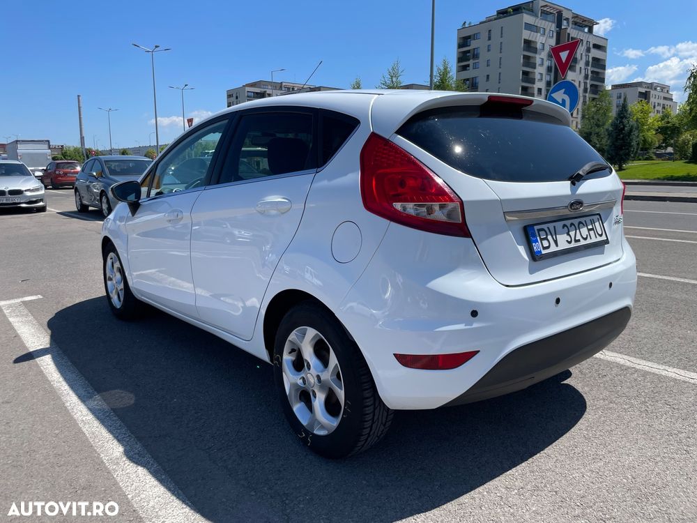 Ford Fiesta - 6