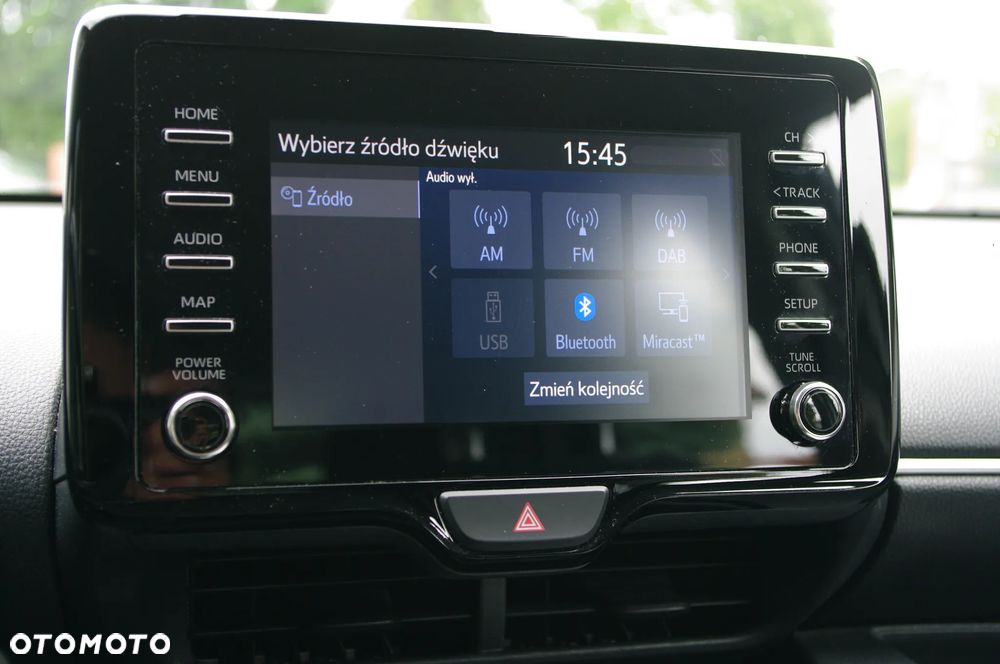 Toyota Yaris 1.5 Dynamic CVT - 6