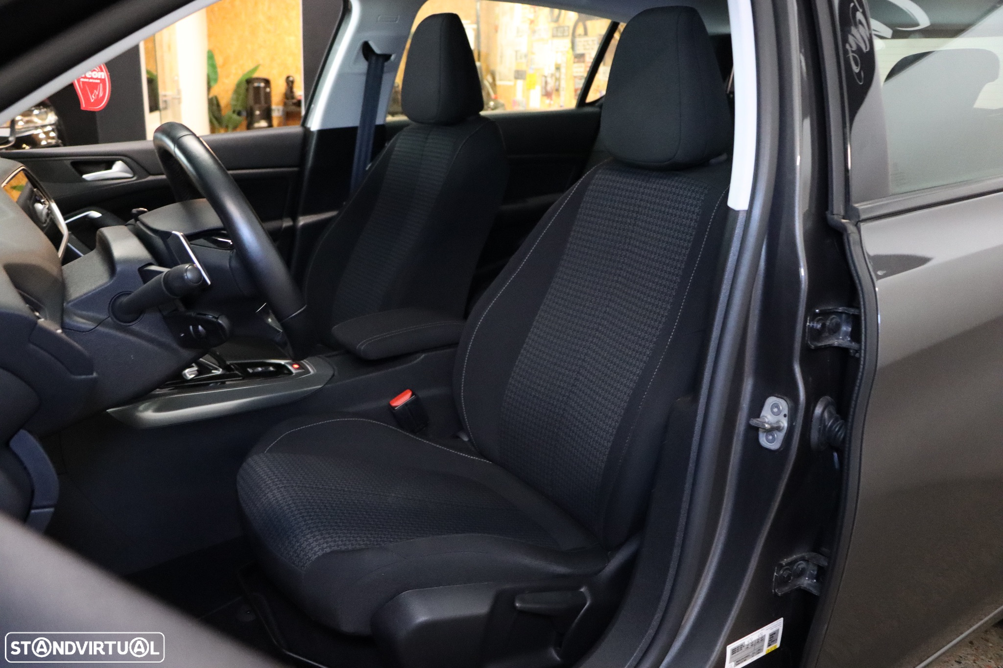 Peugeot 308 PureTech 130 GPF EAT8 Stop & Start Allure - 18