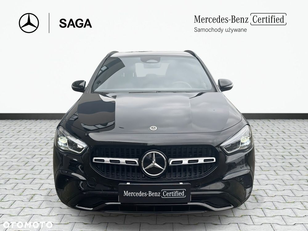 Mercedes-Benz GLA - 2