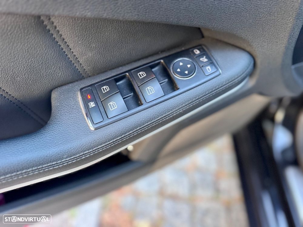 Mercedes-Benz E 350 CDI Avantgarde 4-Matic BlueEfficiency - 20