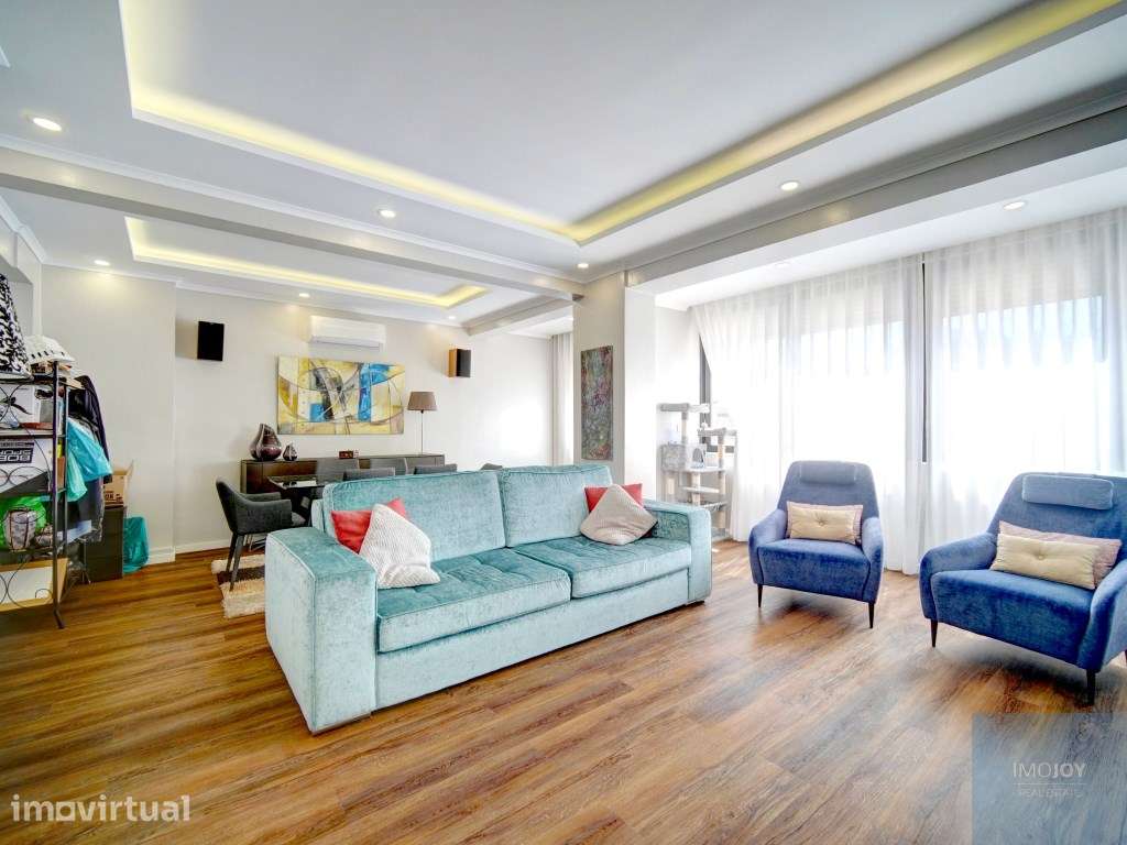Apartamento T3 Remodelado com Arrecadação em Oeiras - Grande imagem: 2/31