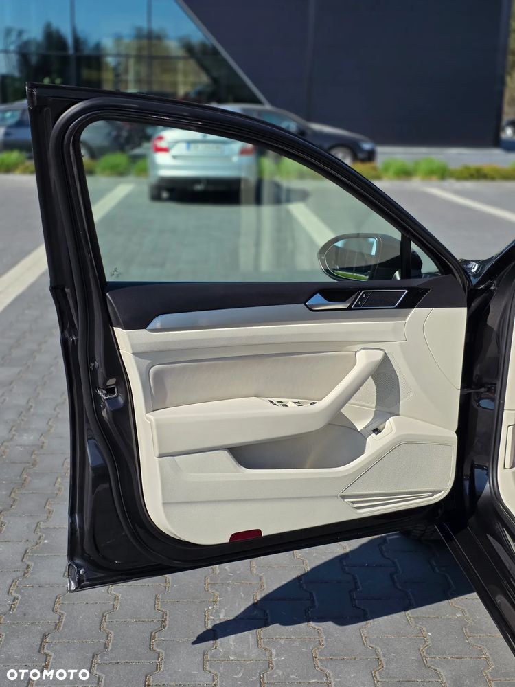 Volkswagen Passat 1.5 TSI EVO Highline DSG - 18