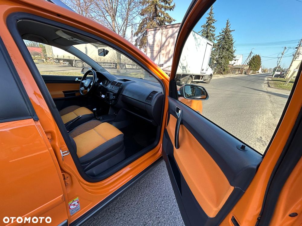 Volkswagen Polo Cross - 19