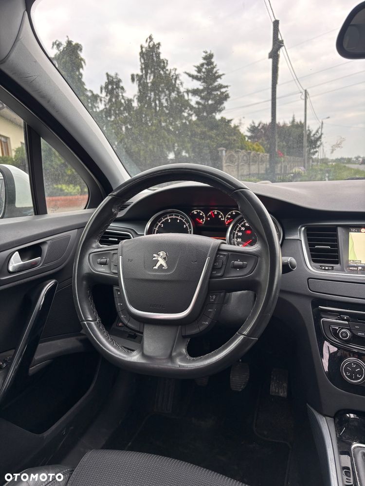 Peugeot 508 1.6 e-THP Allure S&S - 11