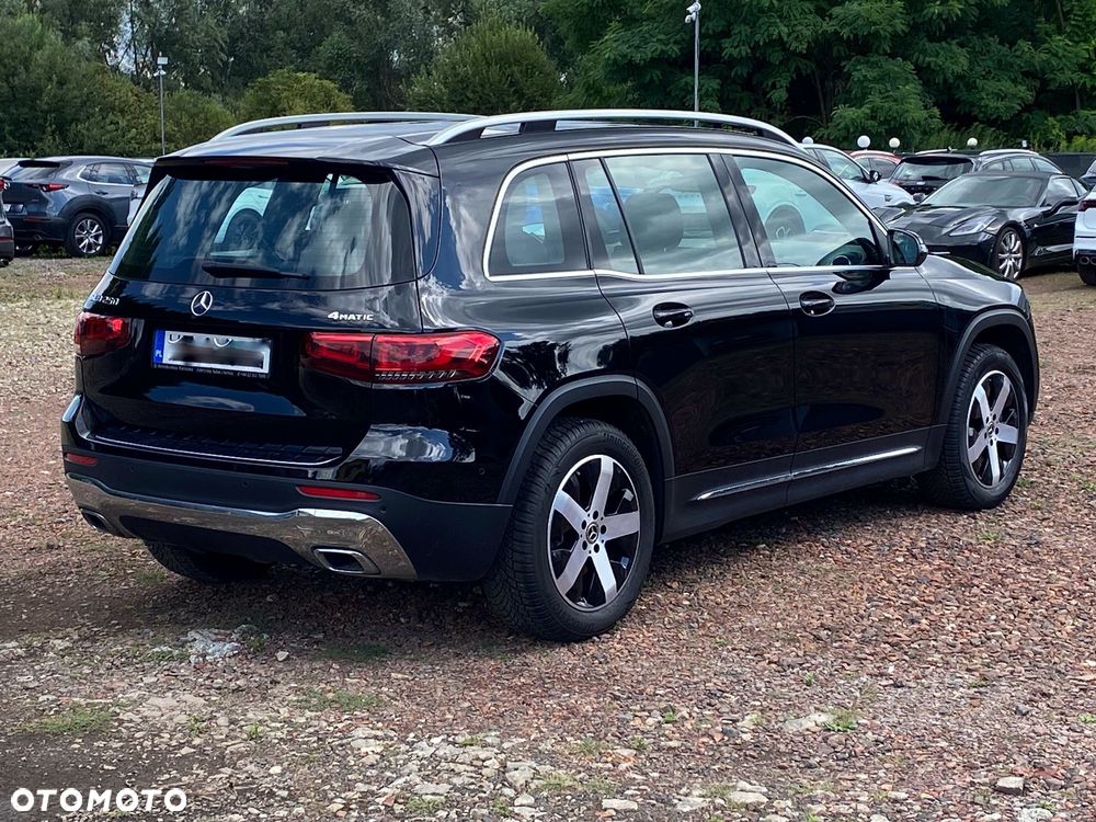 Mercedes-Benz GLB 250 4-Matic 8G-DCT - 8