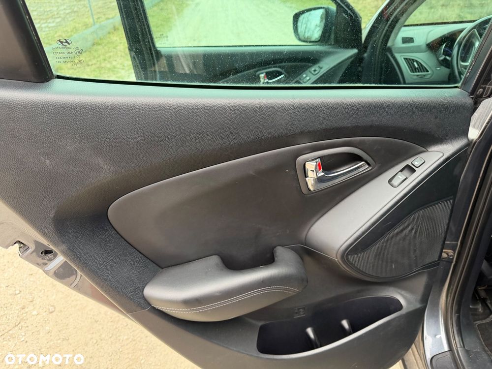 Hyundai ix35 1.7 CRDi Premium 2WD - 23