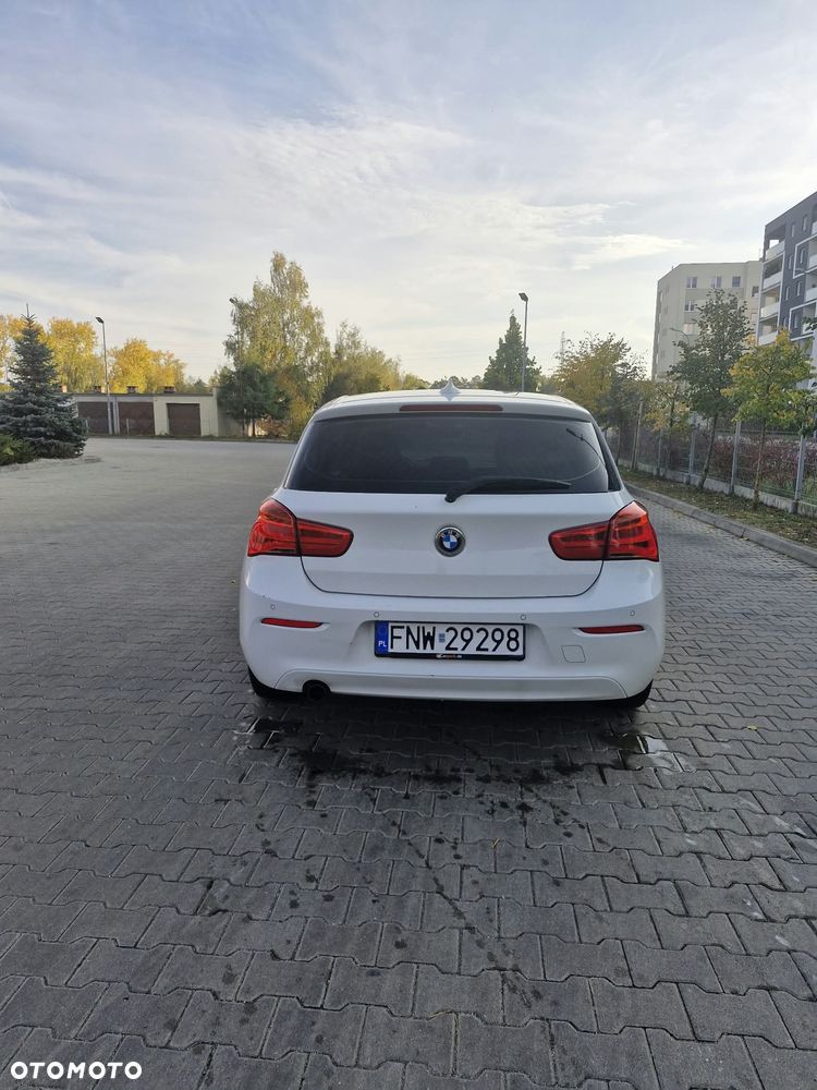 BMW Seria 1 118i - 10