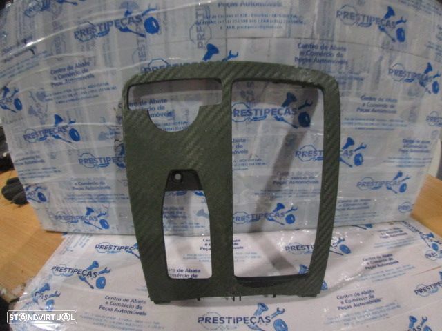 Grelha Friso A2046800107 81563018 MERCEDES C S204 W204 FASE 2  2012 200CDI 136CV 5P PRETO MEIO GRE CONSOLA CENTRAL - 1
