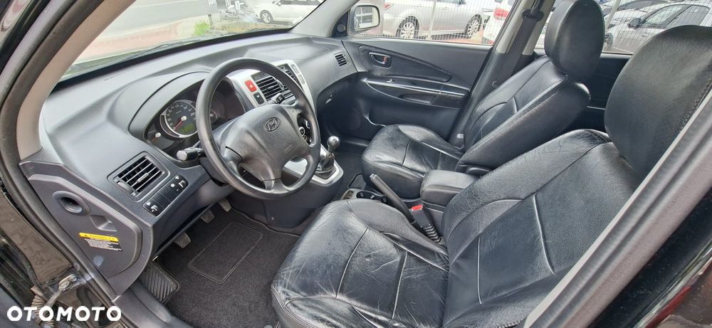 Hyundai Tucson 2.0 2WD GLS - 7