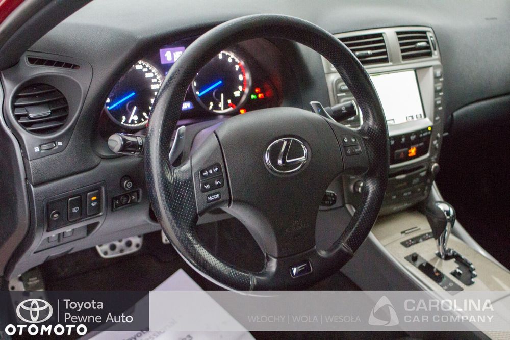 Lexus IS F Sport - 6