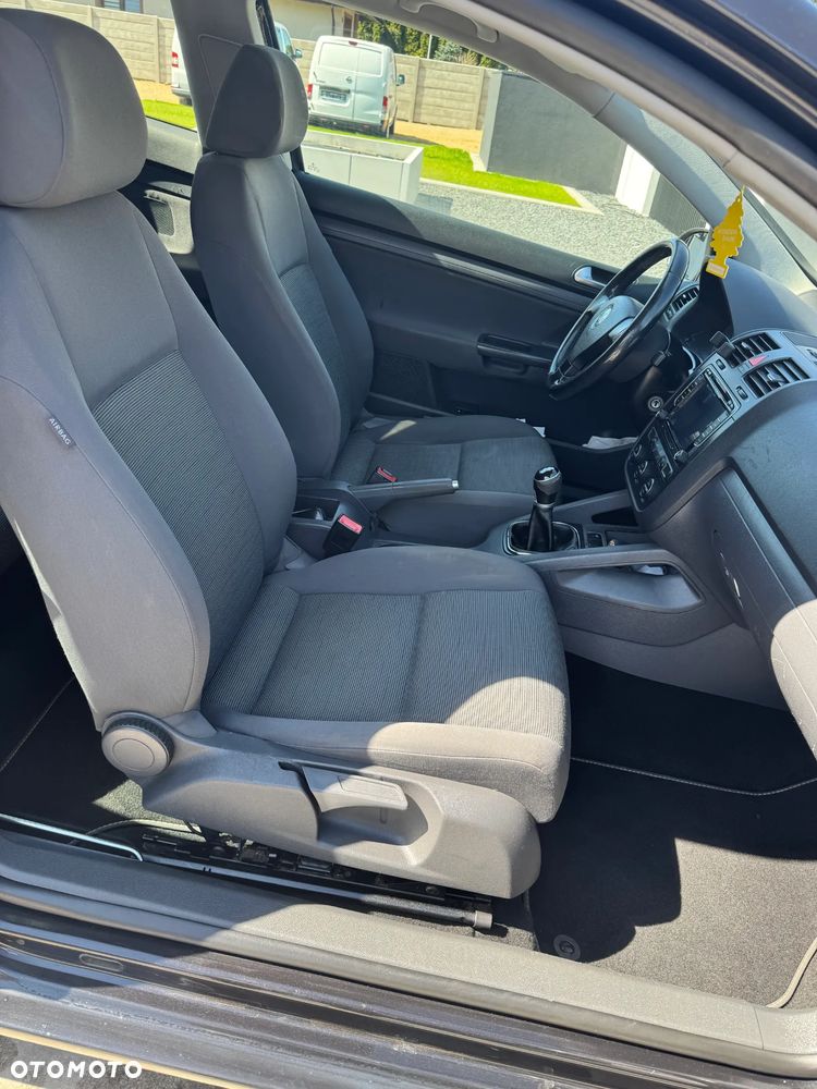 Volkswagen Golf 1.6 Comfortline - 10