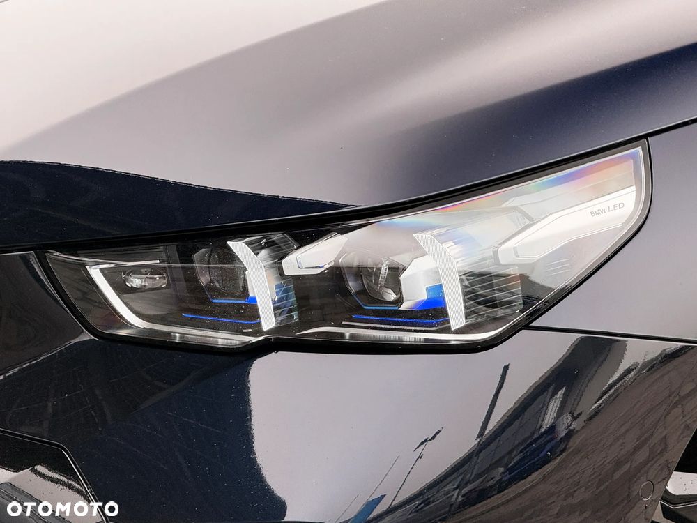 BMW Seria 5 520d xDrive - 9