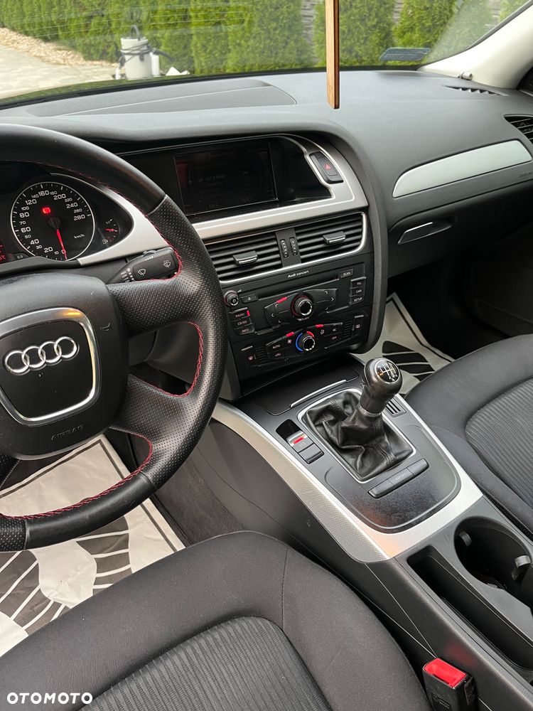 Audi A4 Limousine - 22