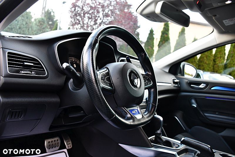 Renault Megane ENERGY TCe 205 EDC GT - 11