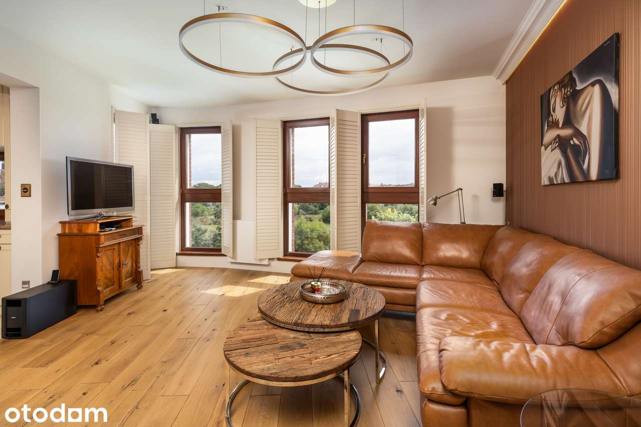 Luksusowy apartament z widokiem na rzekę i Katedrę + 3 miejsca parking