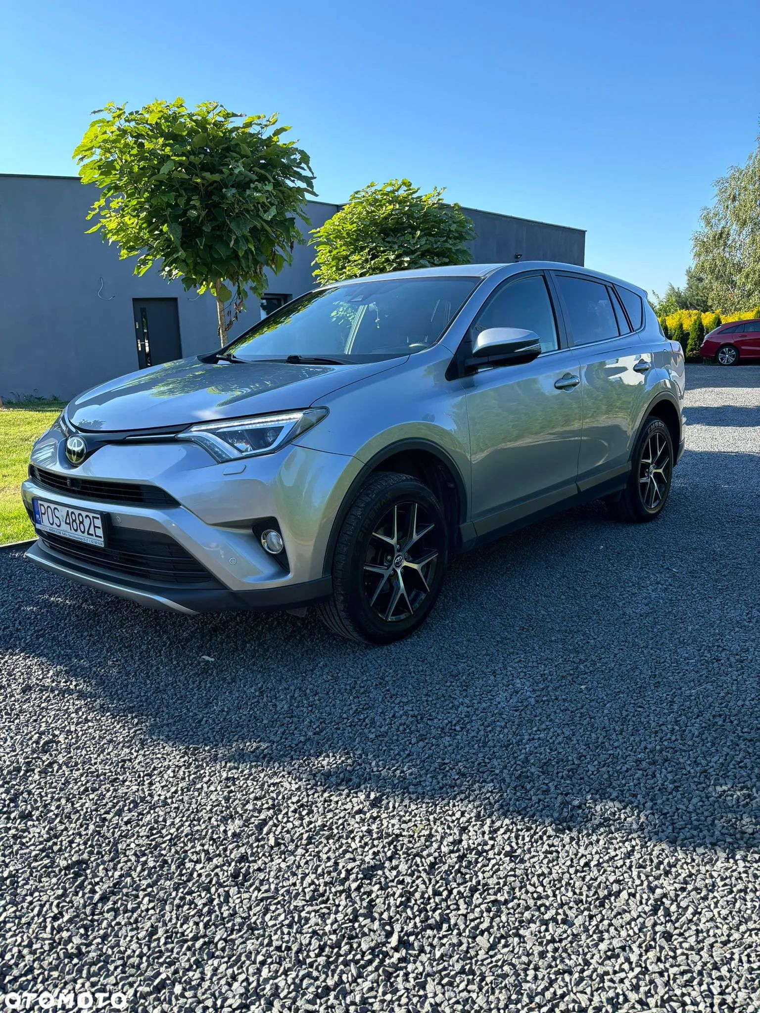Toyota RAV4 - 1