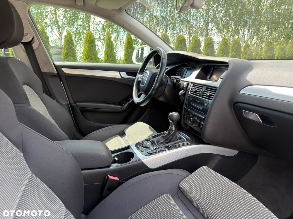 Audi A4 Limousine 1.8 TFSI Ambiente - 38