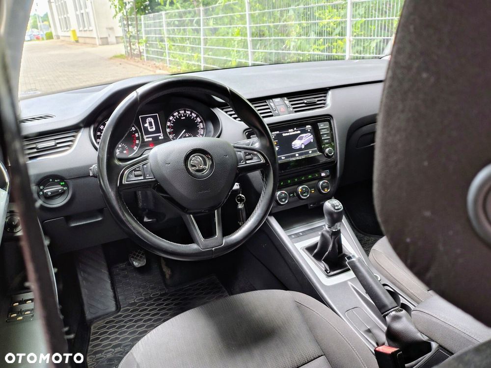 Skoda Octavia - 10