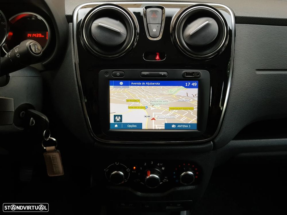 Dacia Lodgy 1.5 dCi Stepway 7L - 52