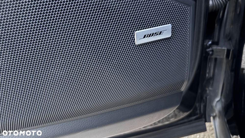 Porsche Cayenne S Platinum Edition - 15