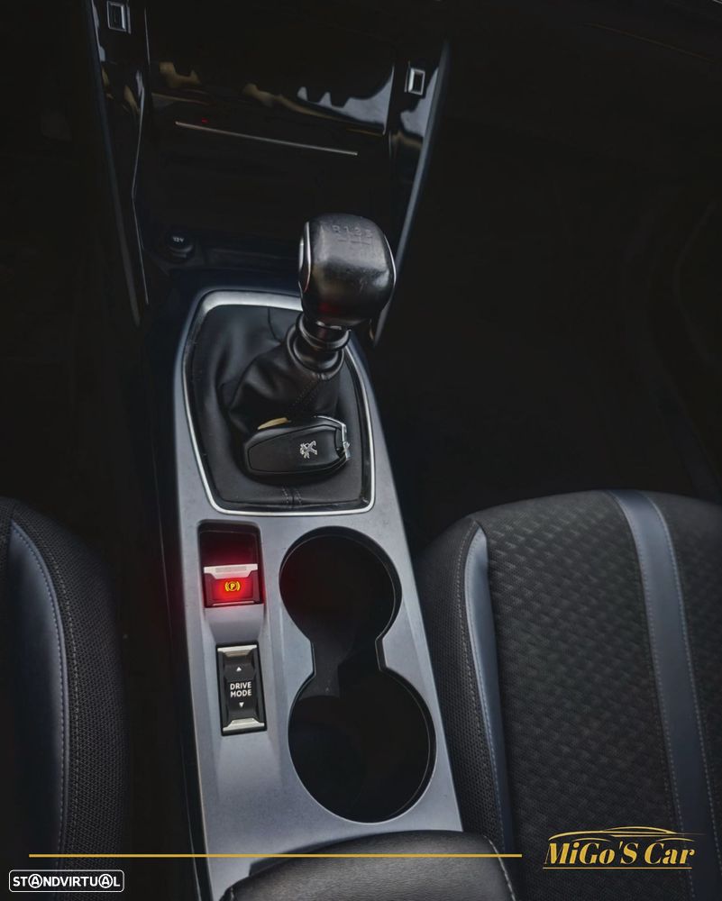 Peugeot 2008 1.2 PureTech Allure Pack - 6