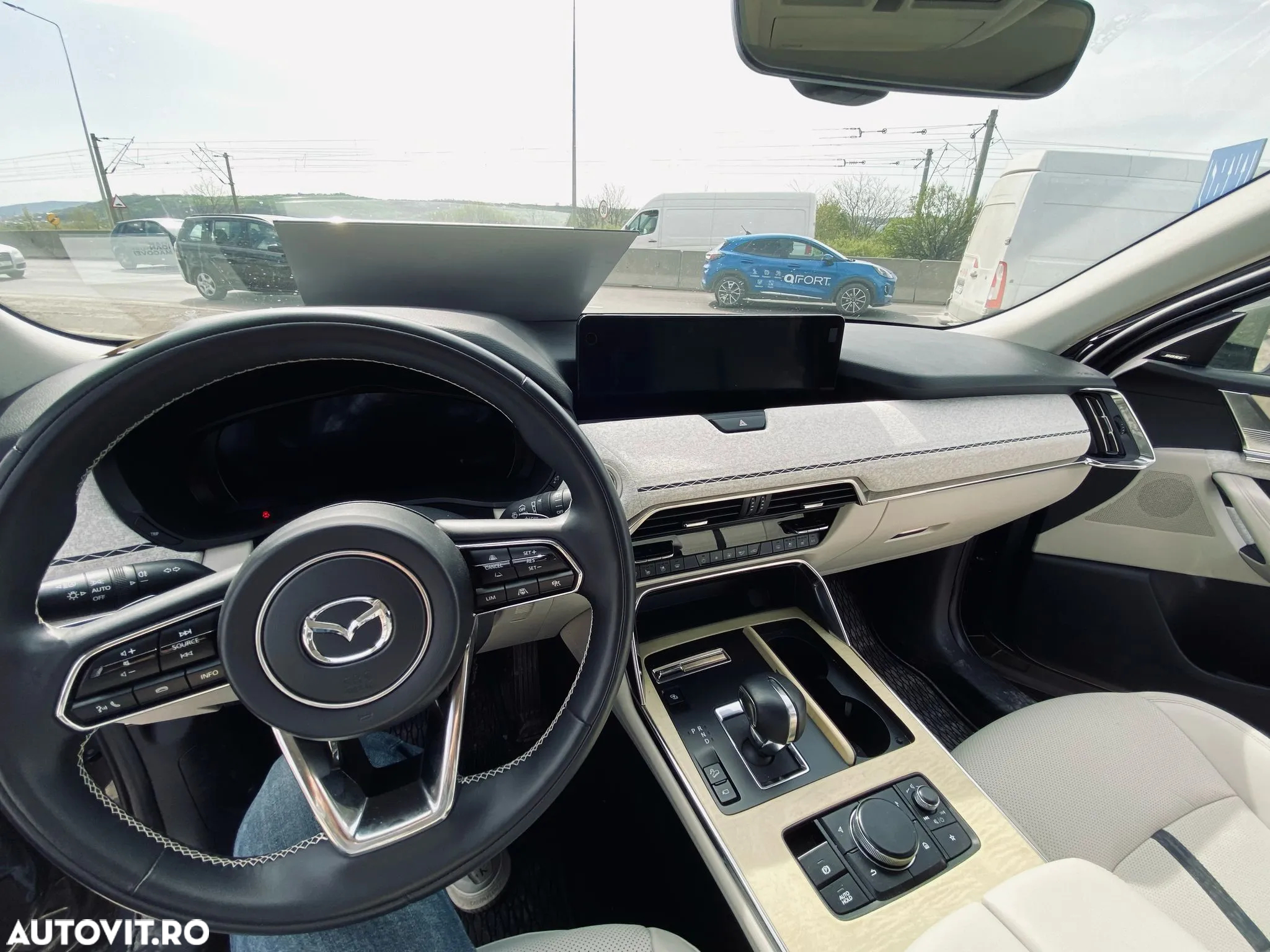 Mazda CX-60 - 12
