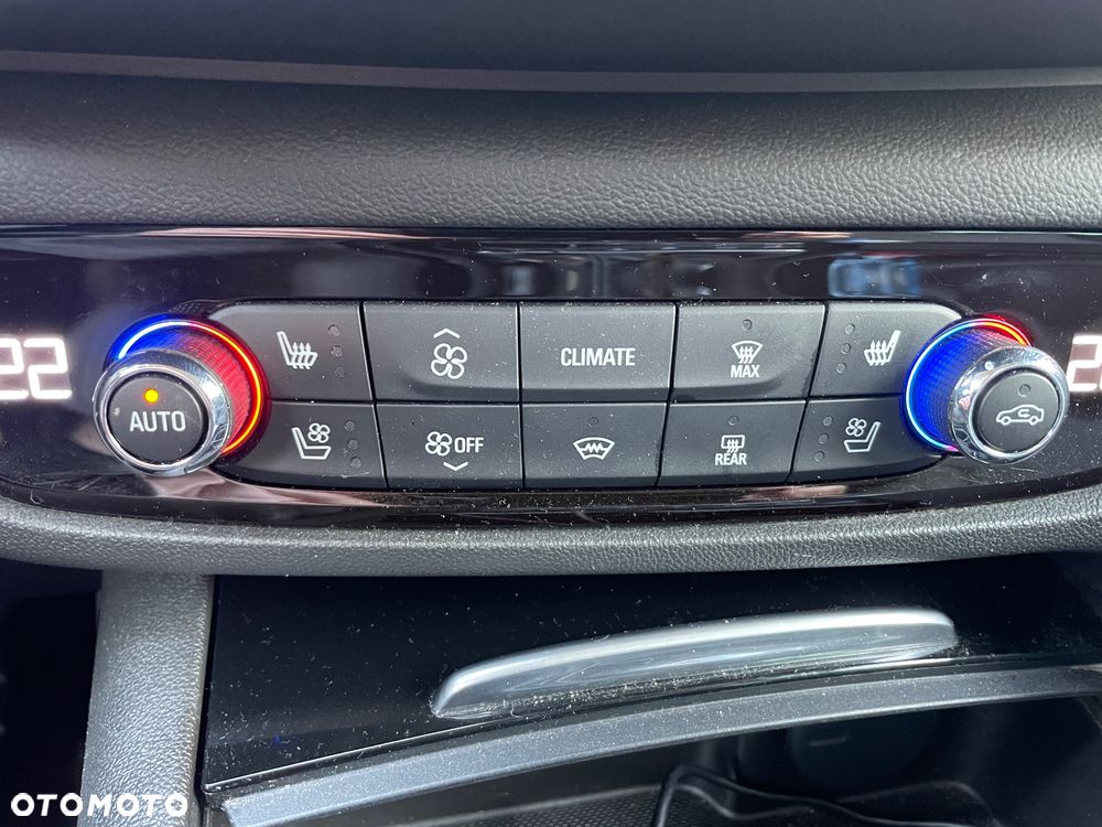 Opel Insignia 2.0 CDTI 4x4 Exclusive S&S - 26