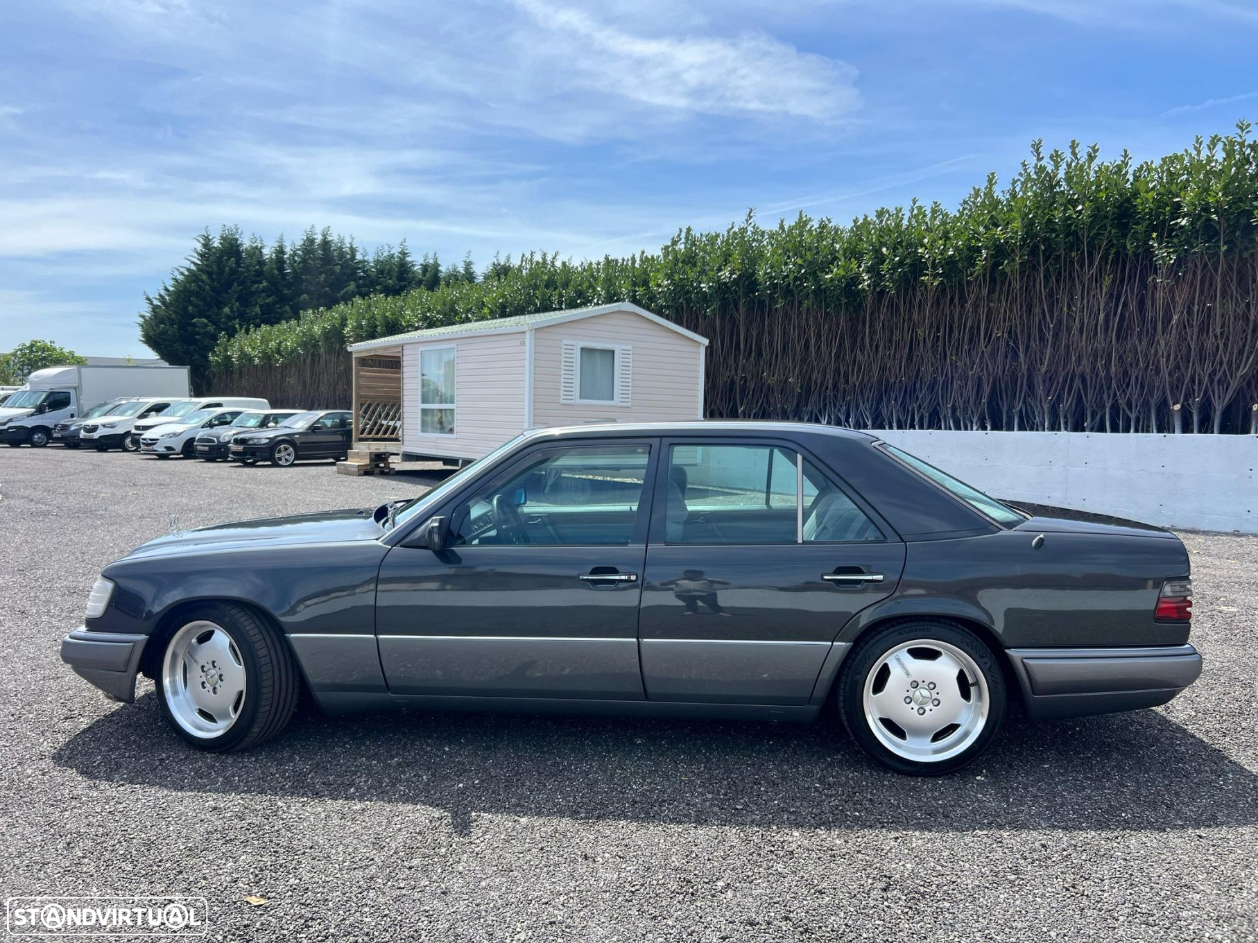 Mercedes-Benz E 280 Classic - 13