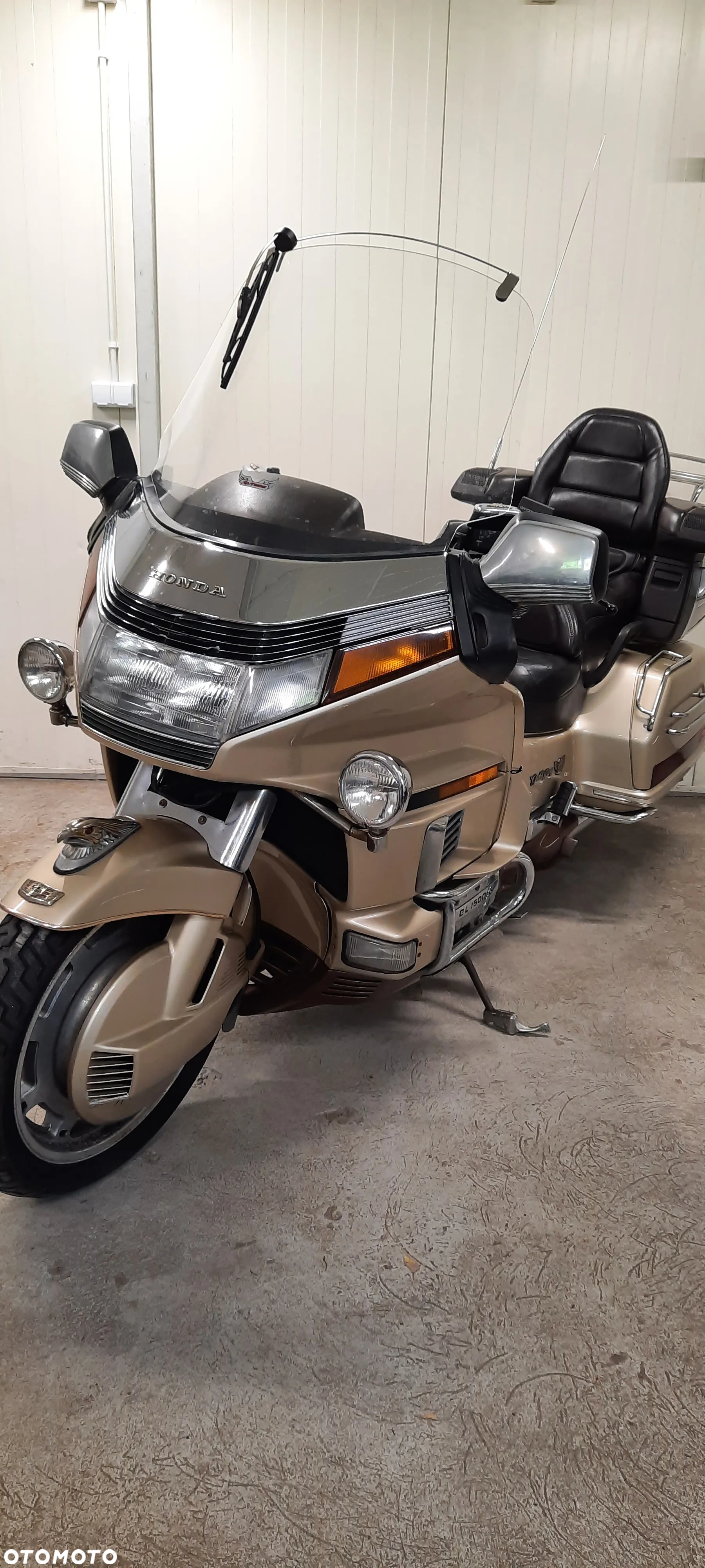 Honda GL - 10