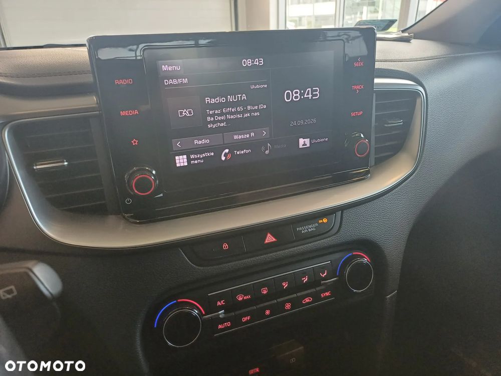 Kia XCeed 1.5 T-GDI M - 19